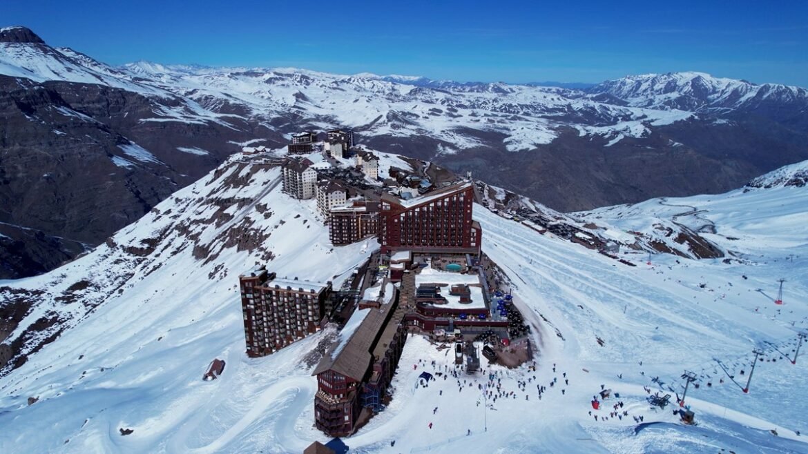 Qual é o custo de viajar para as estações de esqui na América do Sul em 2025?