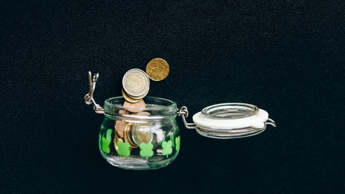 Como gerar uma renda passiva de R$ 1 mil com a Selic em 15%