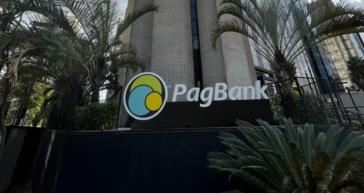 PagBank registra lucro recorrente de R$ 565 milhões no 2T25.