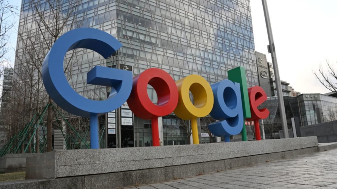 Ações da Alphabet disparam após Google evitar desmembramento em caso antitruste