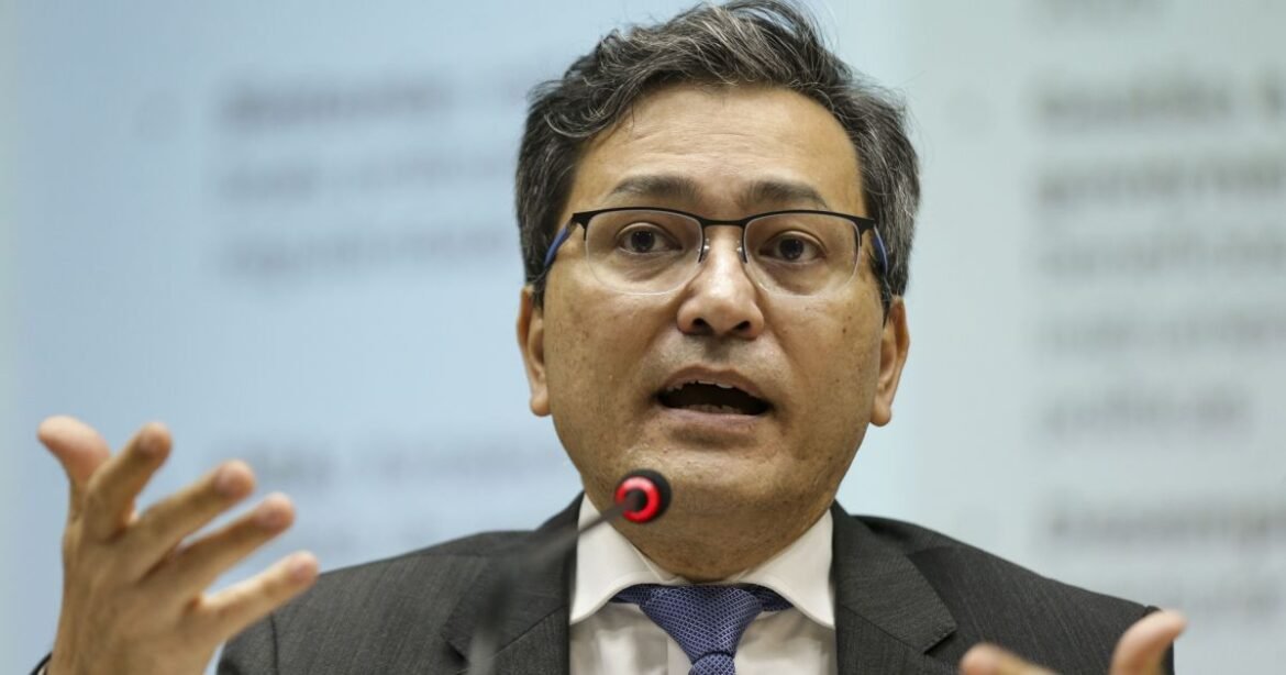 Barreirinhas à CNN: Receita Federal inicia combate a fraudes em 2025