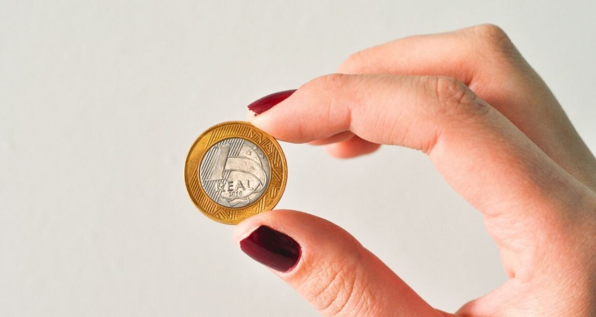 Bradesco (BBDC4), Itaúsa (ITSA4) e outras 7 empresas distribuem dividendos bilionários nesta semana; confira o calendário.