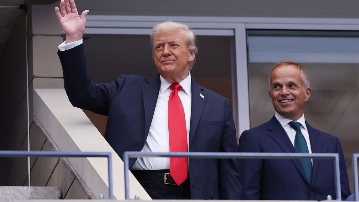 Convite aberto dos EUA para Trump da Rolex surge após aplicação de tarifa sobre a Suíça.