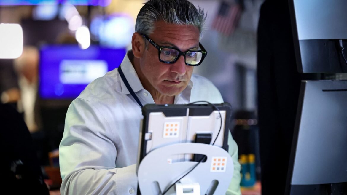 Cortes de juros pós-pausa foram um bom momento para as small caps, como mostram os dados históricos.