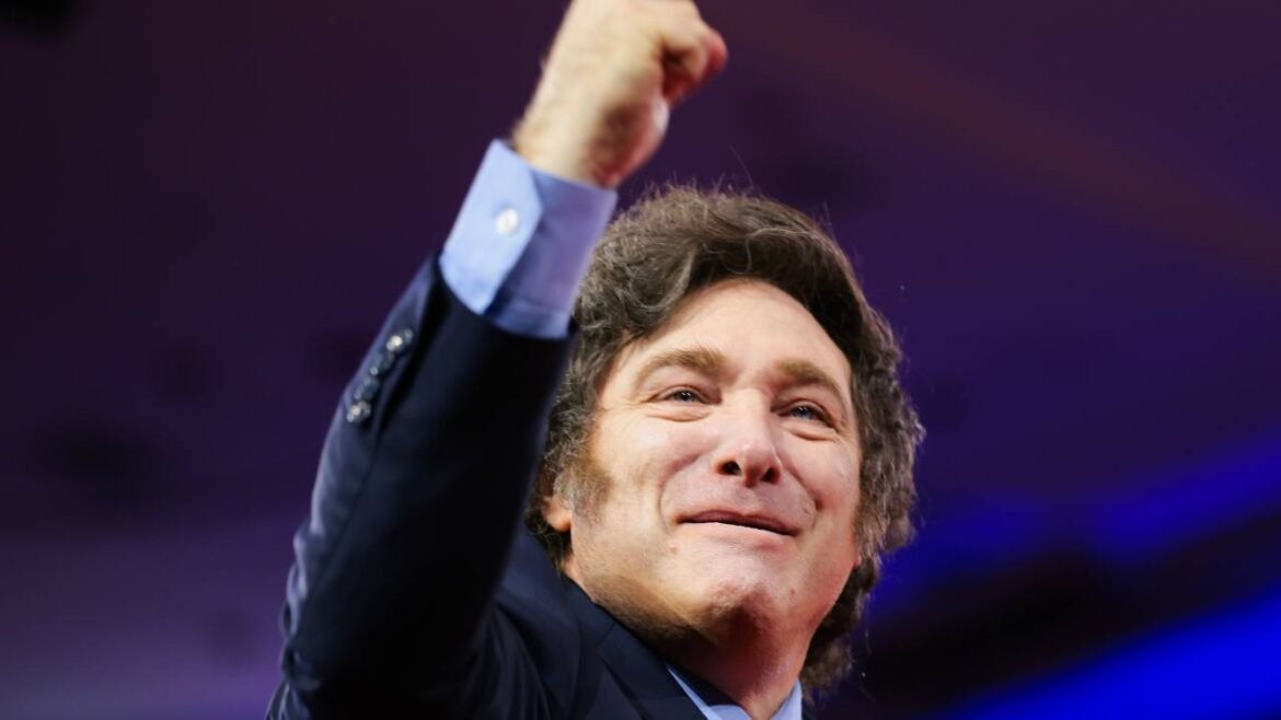 Milei faz movimento decisivo e solicita apoio de Trump para solucionar a crise na Argentina.