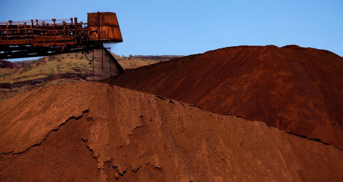 Minério de ferro alcança a quarta alta semanal seguida devido ao crescimento da demanda por aço.