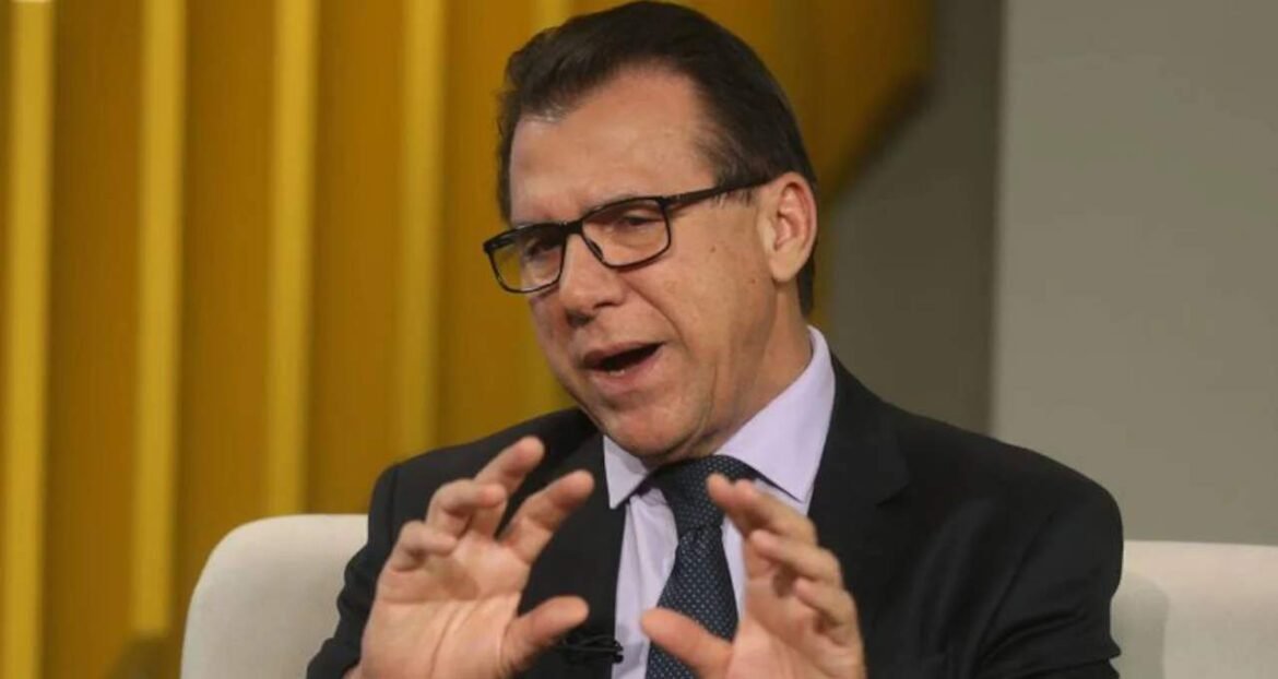 Ministro do Trabalho atua em investigação relacionada ao trabalho escravo da JBS.
