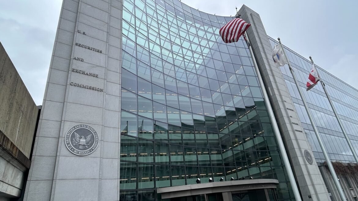 Trump defende que empresas relatem lucros com menos frequência no Brasil. Confira os dois lados da discussão.