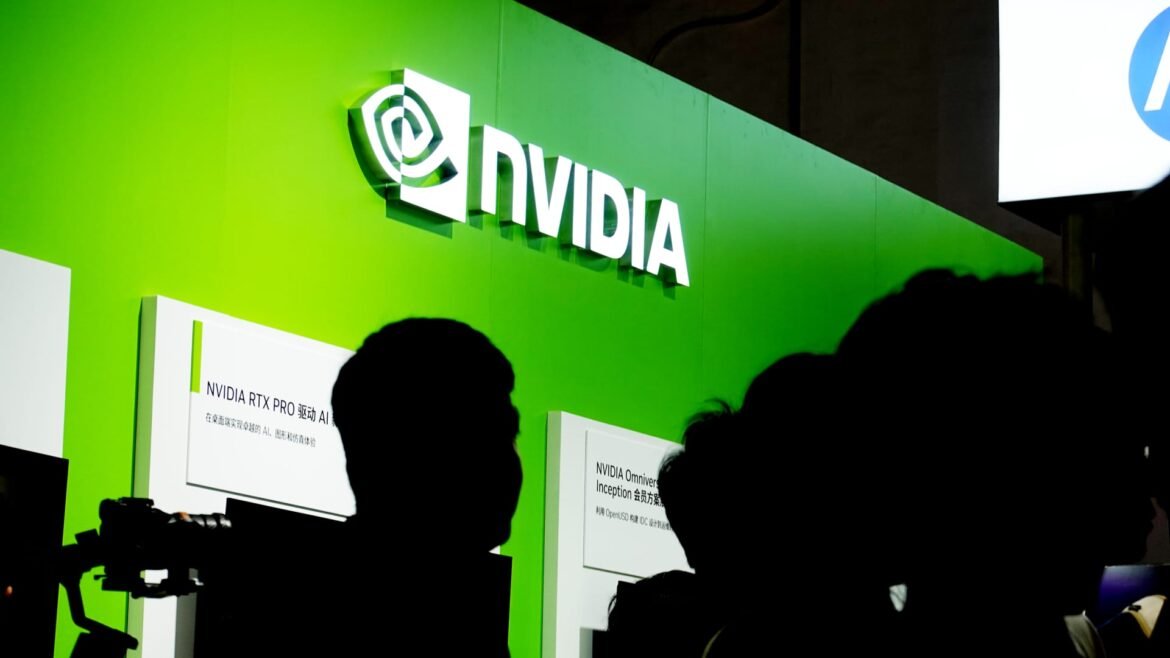 Ações com as maiores movimentações pré-mercado: NVDA, CAT, GNRC, CZR