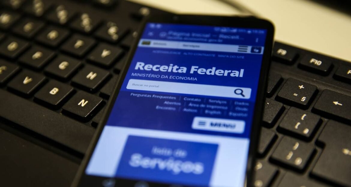 Caiu na malha fina? Receita Federal disponibiliza consulta à restituição do IR nesta sexta-feira (24)