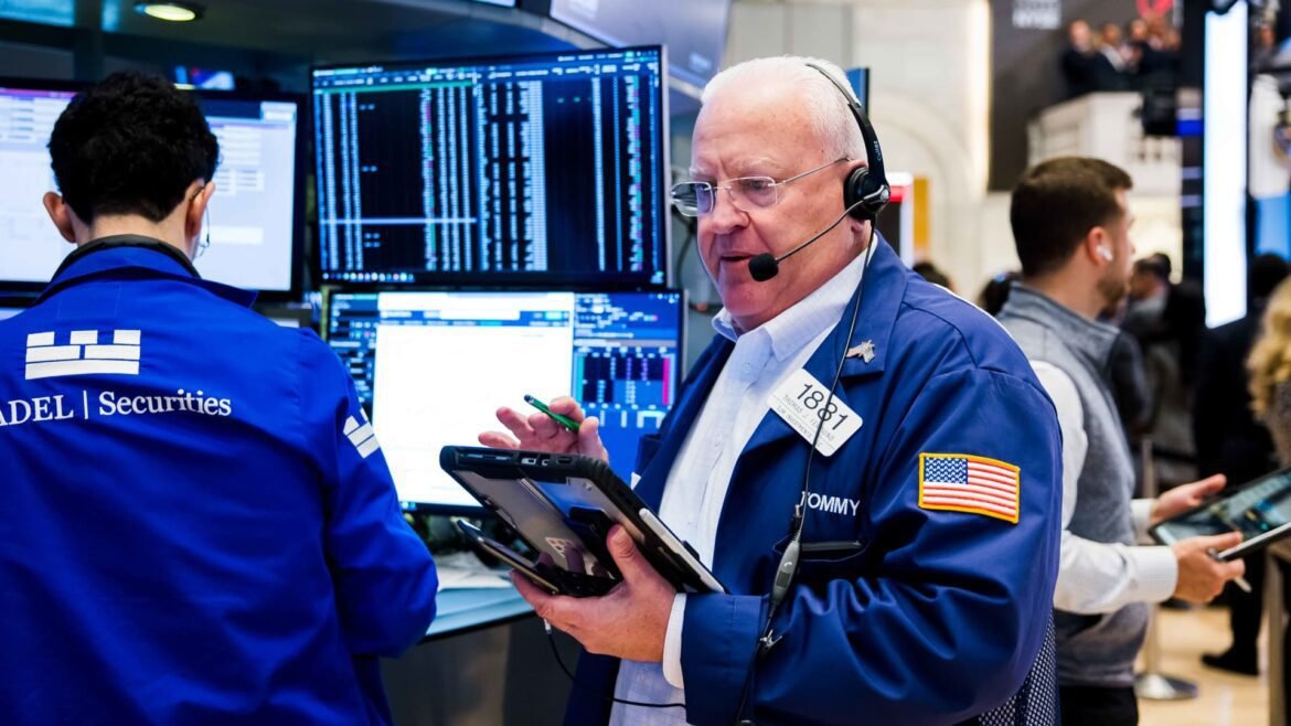 Os rendimentos do Tesouro caem; fraco relatório do Fed de Filadélfia