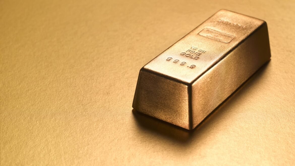 Ouro entra em fase de correção à medida que investidores globais diminuem preocupação com tensões na China, independência da Fed e bolha da IA.