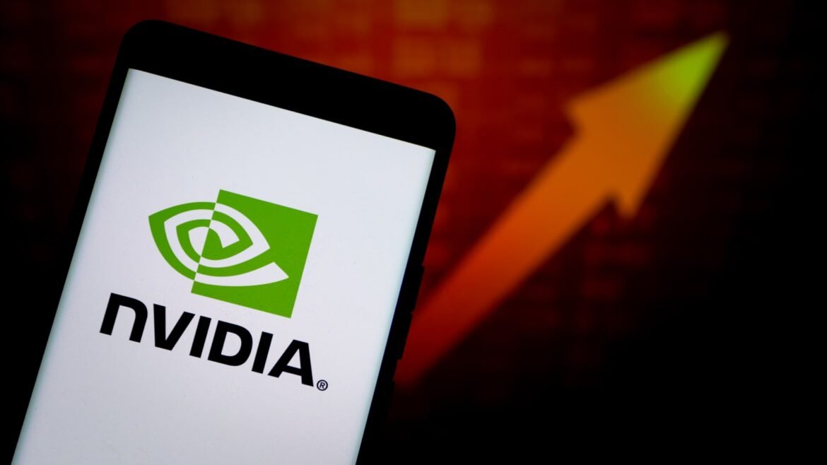 Ações da Nvidia sobem após resultados do 3º trimestre superarem expectativas.