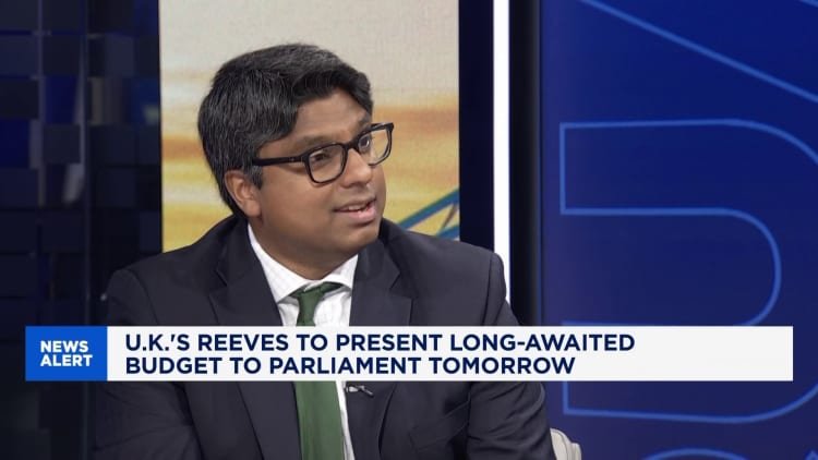 Espere um 'grande número de medidas de aumento de impostos' no orçamento do Reino Unido, diz Deutsche Bank