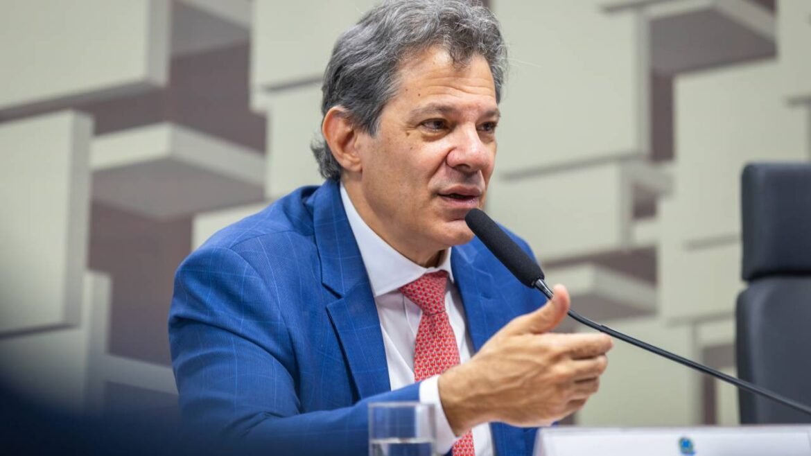 Alívio nos EUA, mas Selic deve continuar elevada — e a responsabilidade é do Brasil.