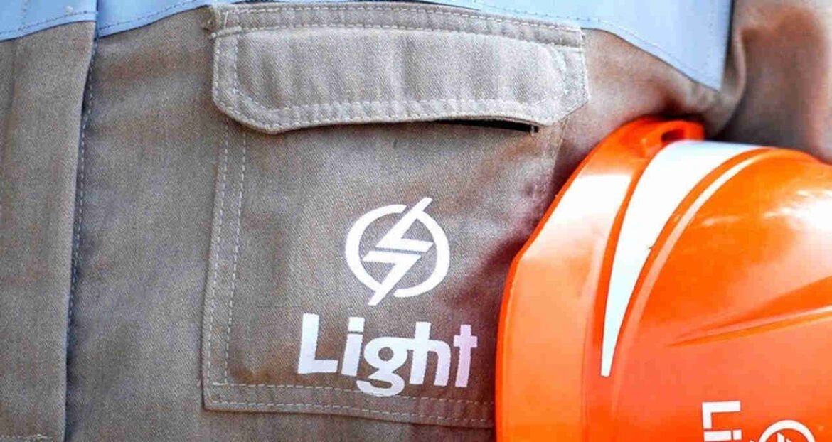 Aneel aprova renovação da concessão da distribuidora de energia Light (LIGT3)