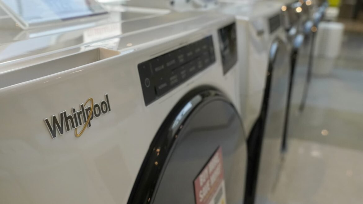 Banco regional adquirido pela Tepper's Appaloosa, que investiu em ações de empresas tradicionais no terceiro trimestre.