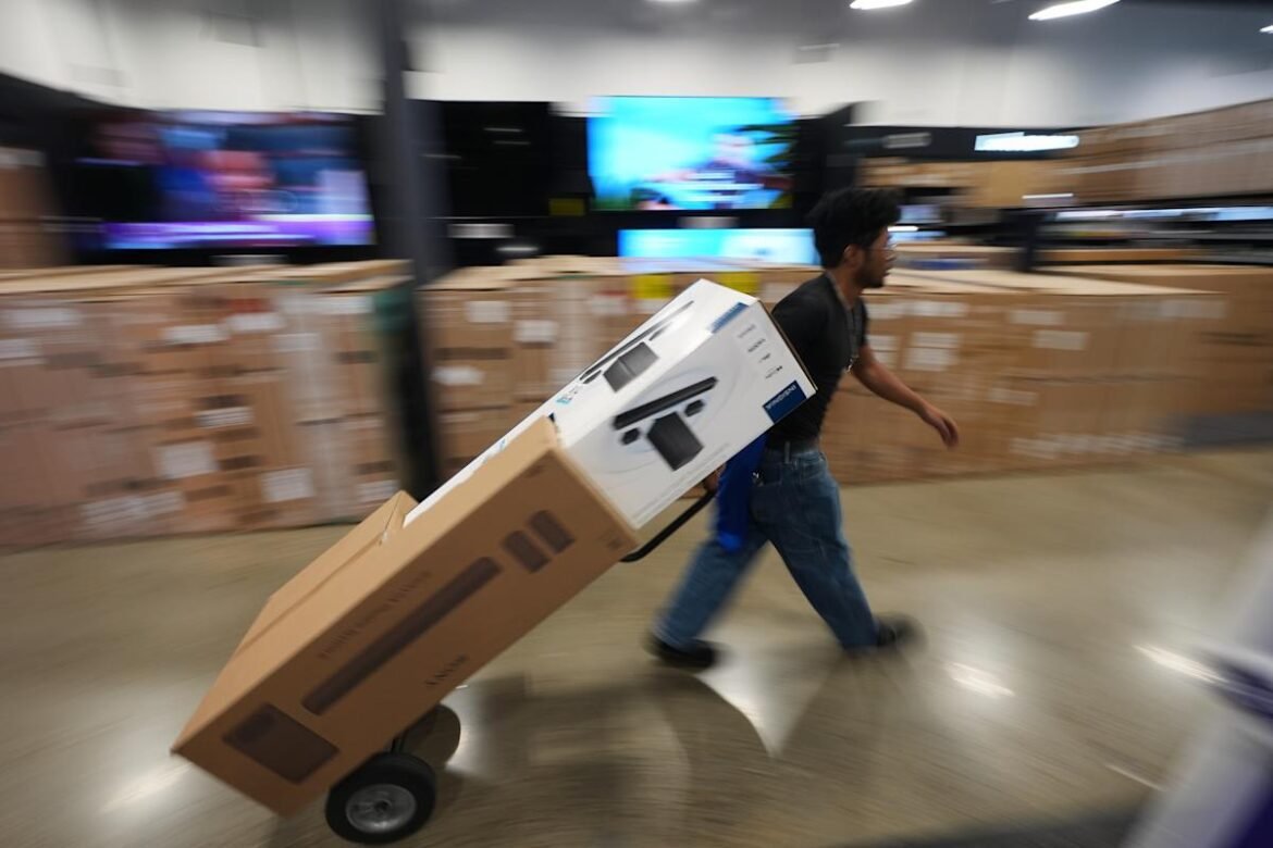 Contratações sazonais pouco aliviam os problemas do mercado de trabalho