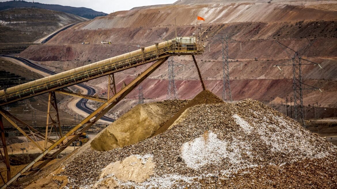 Fundo Blue Whale do Reino Unido aponta ação de mineração dos EUA como a melhor oportunidade em macro-commodities.
