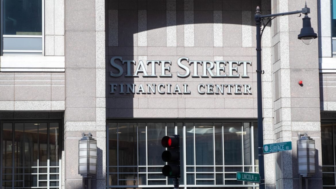 Gigante de ETFs State Street aponta para novos desafios de baixo custo em planos 401(k)