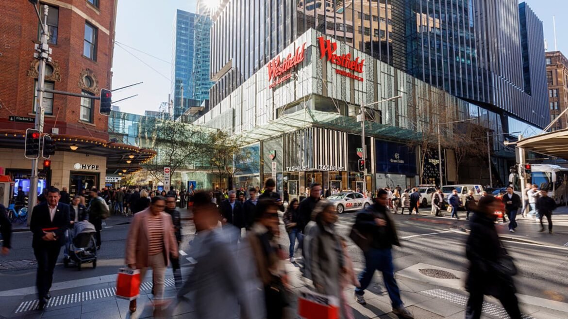 Inflação ao consumidor na Austrália acelera para 3,8% em outubro, superando as estimativas.