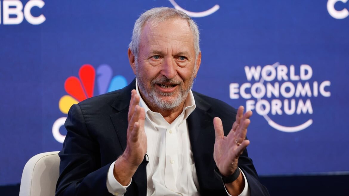 Larry Summers renuncia ao conselho da OpenAI após divulgação de emails com Epstein