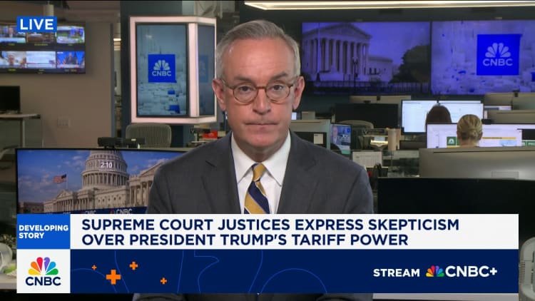 A Suprema Corte ouve desafio à política tarifária da administração Trump