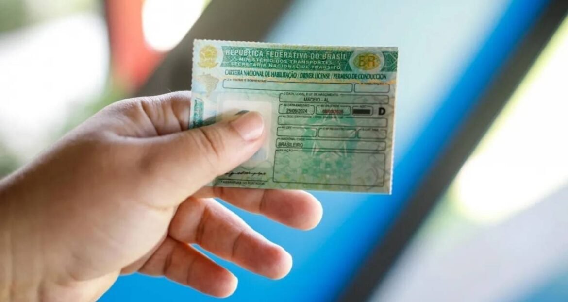 Renovação da CNH para maiores de 60 anos entra em discussão e pode se tornar mais acessível; descubra as novidades