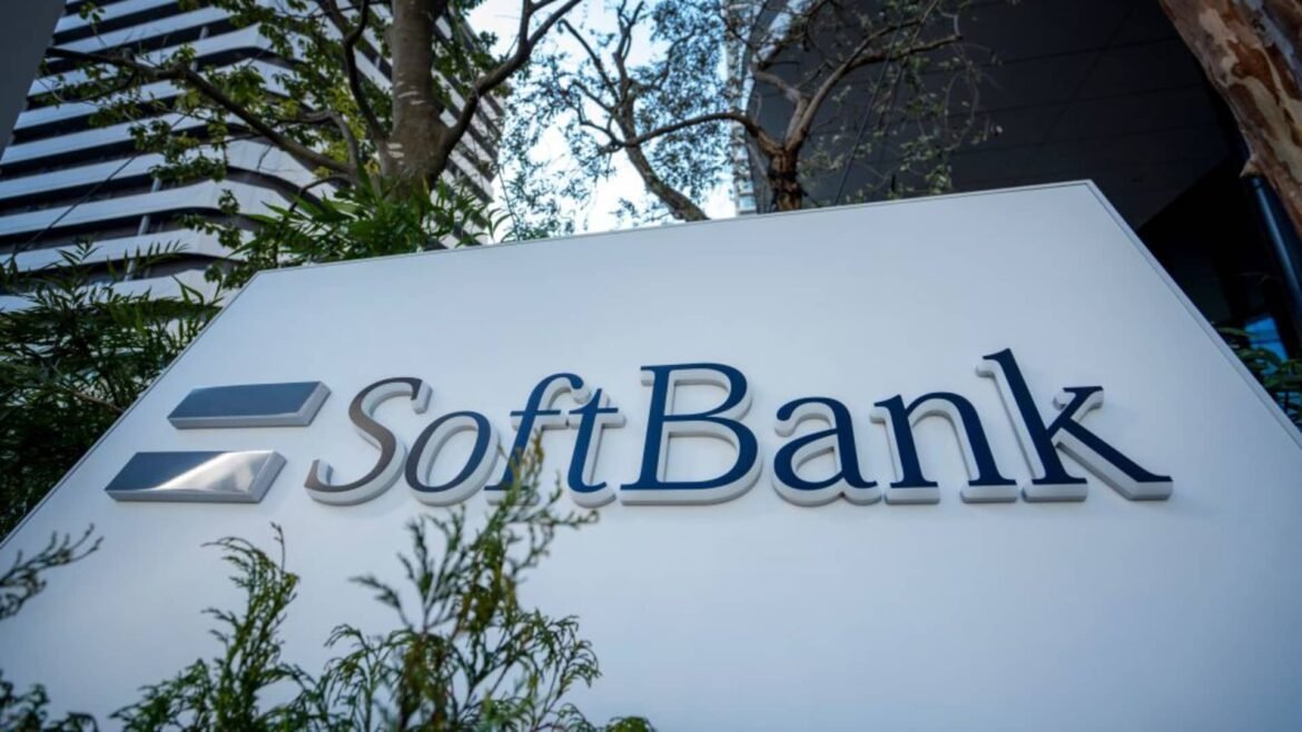 SoftBank despenca mais de 10% com a onda de vendas em ações de chips na Ásia, impulsionada pela Nvidia.