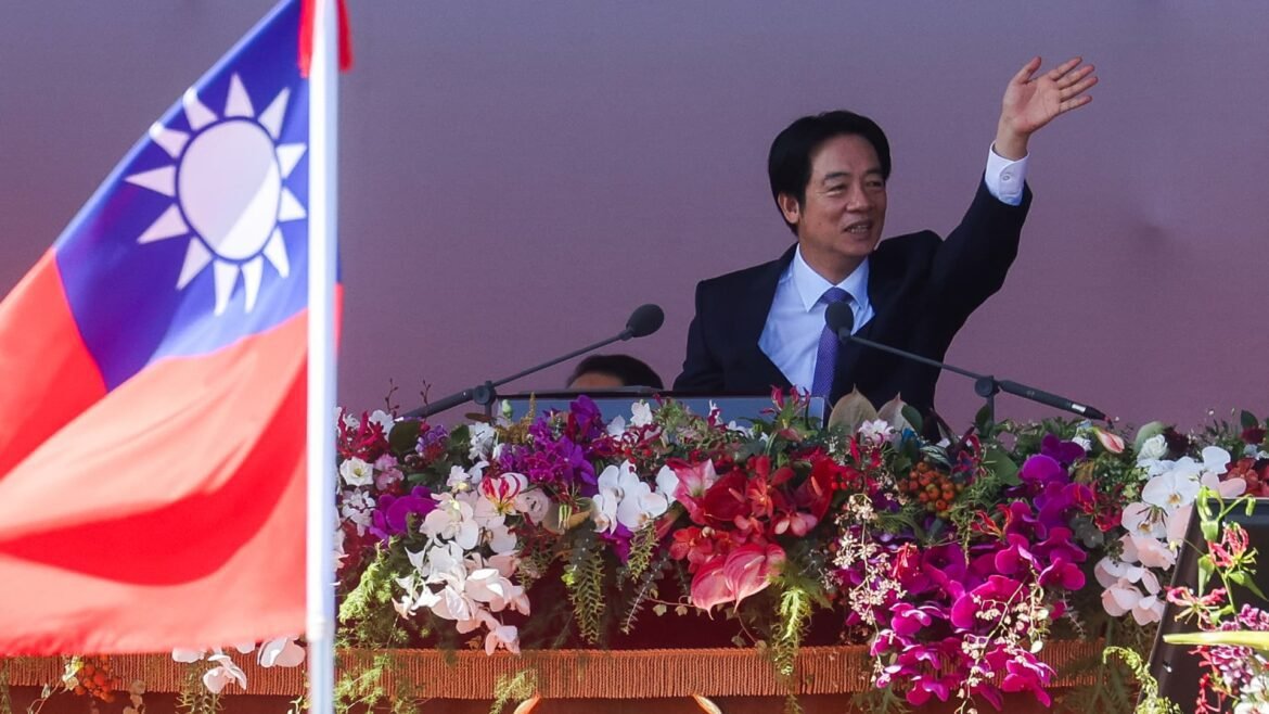 Taiwan promete $40 bilhões em orçamento adicional para defesa contra a China