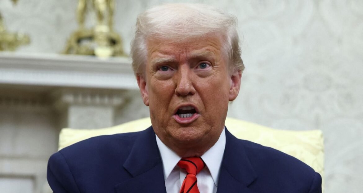 Trump: espaço aéreo acima e ao redor da Venezuela deve ser considerado fechado.