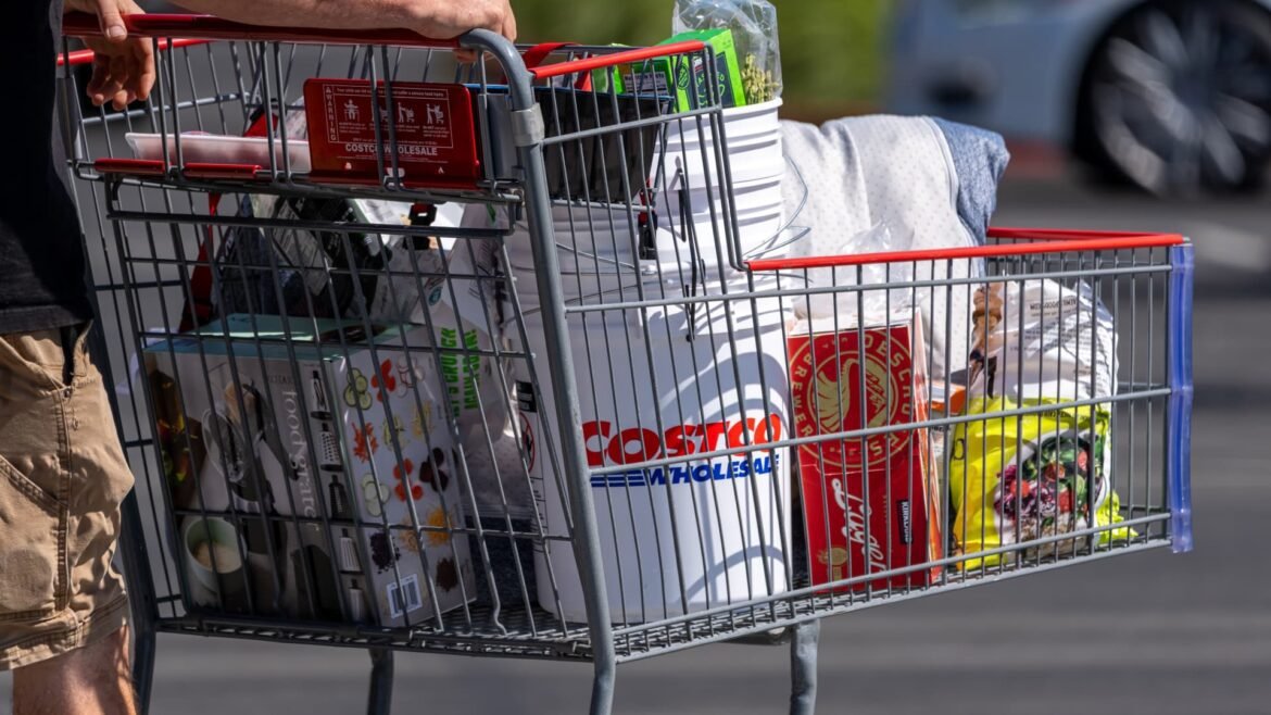 As altas avaliações da Broadcom e da Costco deixam pouca margem para erros como ações em disputa