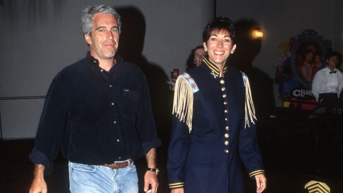 Juiz divulga materiais do grande júri de Ghislaine Maxwell