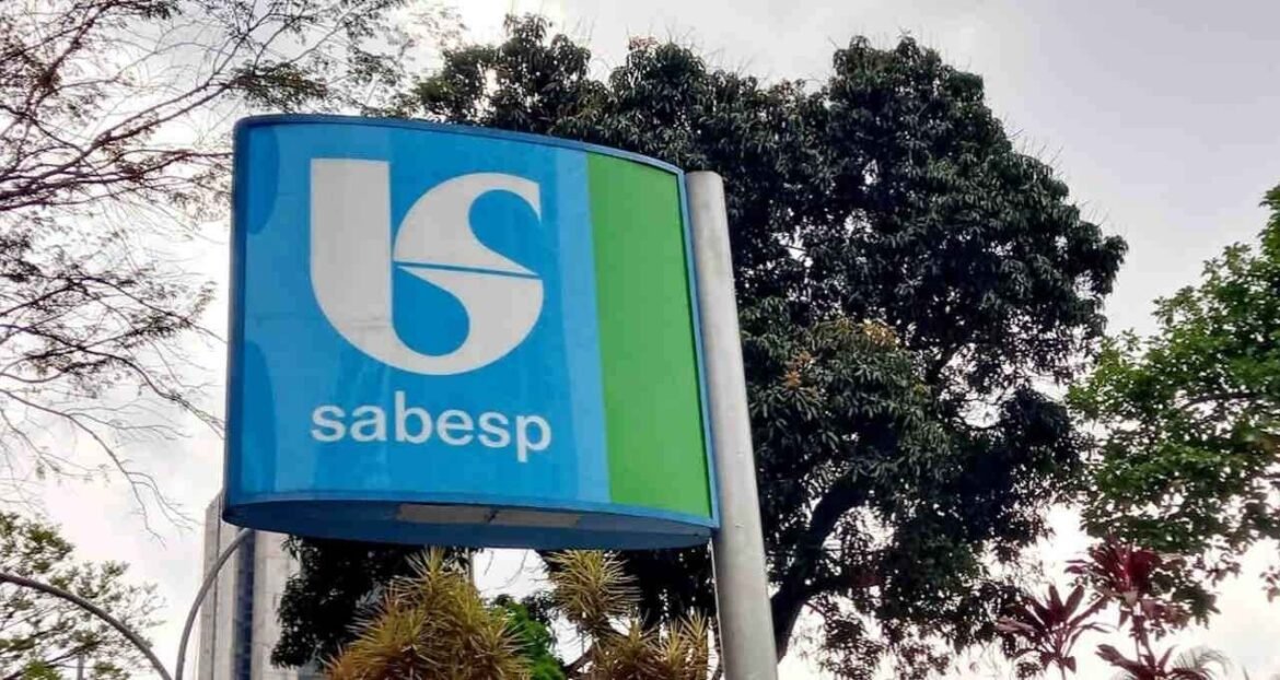 Sabesp (SBSP3) aprova R$ 1,8 bi em JCP e aumento de capital de R$ 2,8 bi