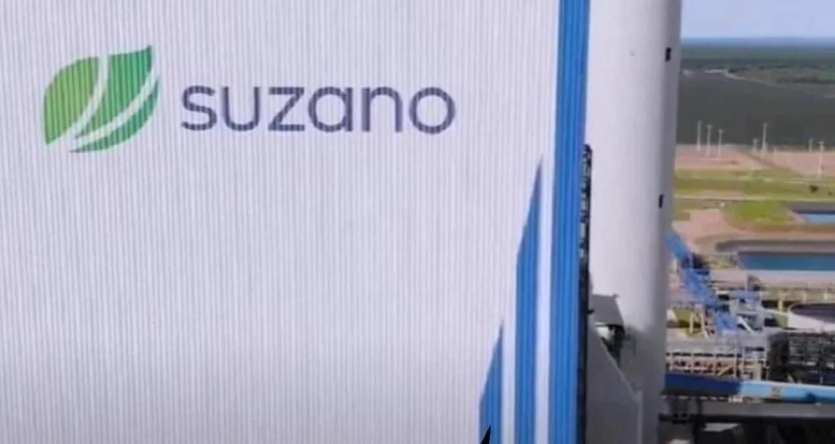 Suzano (SUZB3) eleva preço da celulose em US$ 20 na Ásia e em US$ 120 globalmente.