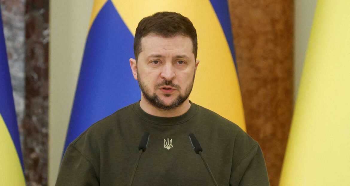 Zelensky revela diálogo sobre o término da guerra com representantes de Trump; confira os detalhes.