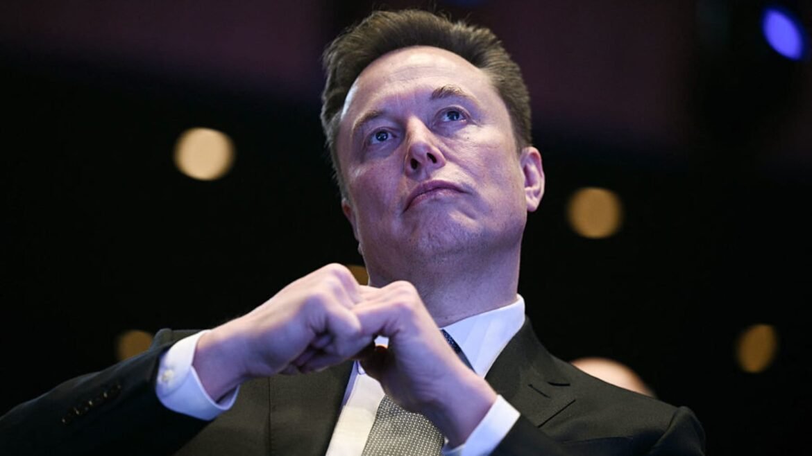 Arquivos de Epstein revelam que Elon Musk planejava visitar a ilha e receber convidados na SpaceX.