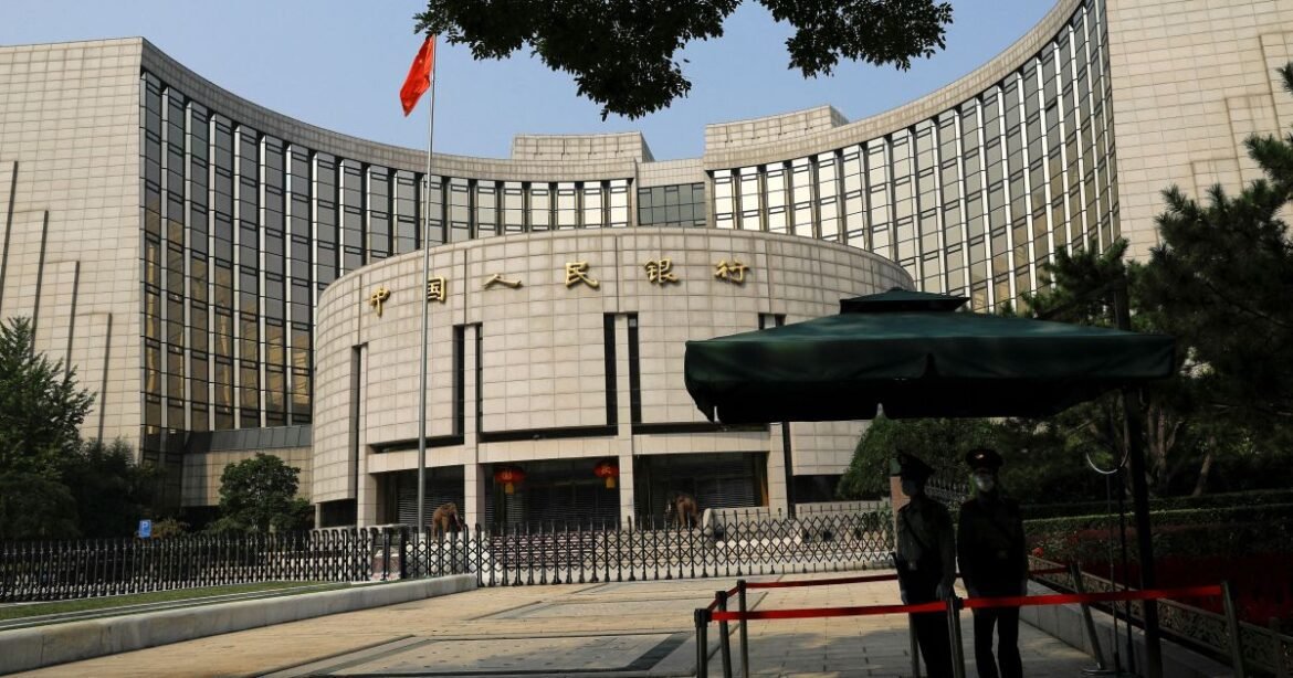 Banco Central da China se compromete a reduzir taxa de juros até 2026