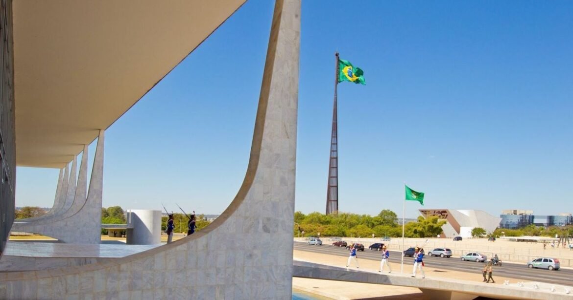 Brasil e União Europeia Firmam Reconhecimento Mútuo em Proteção de Dados Pessoais