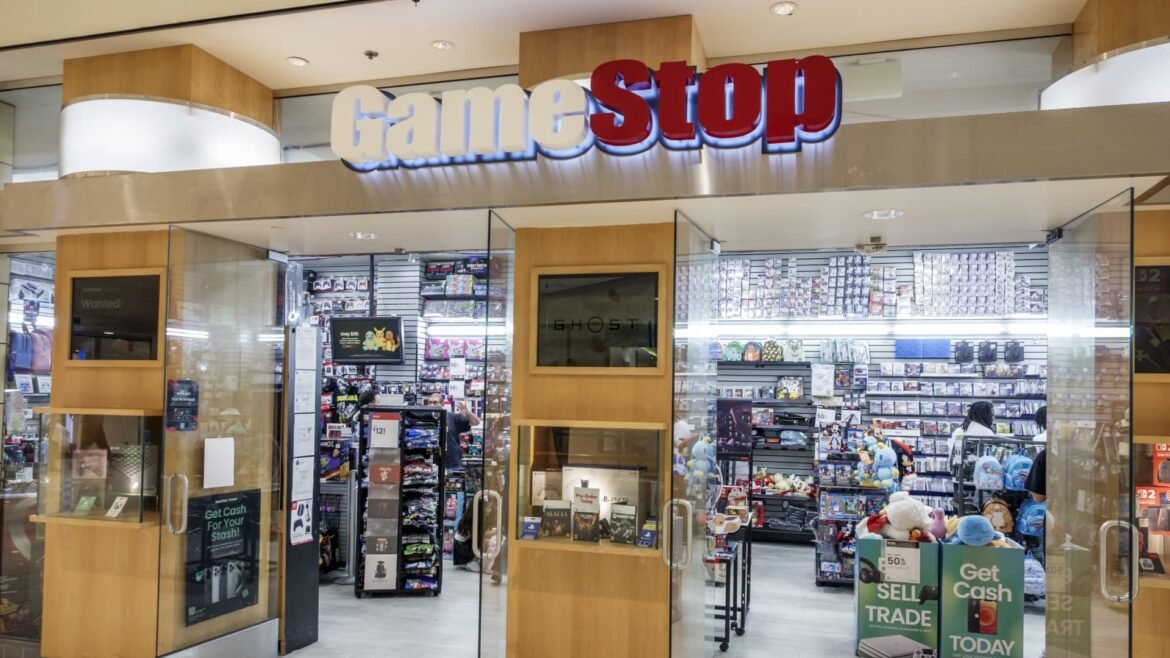 CEO da GameStop, Ryan Cohen, mira em um superacordo no varejo.