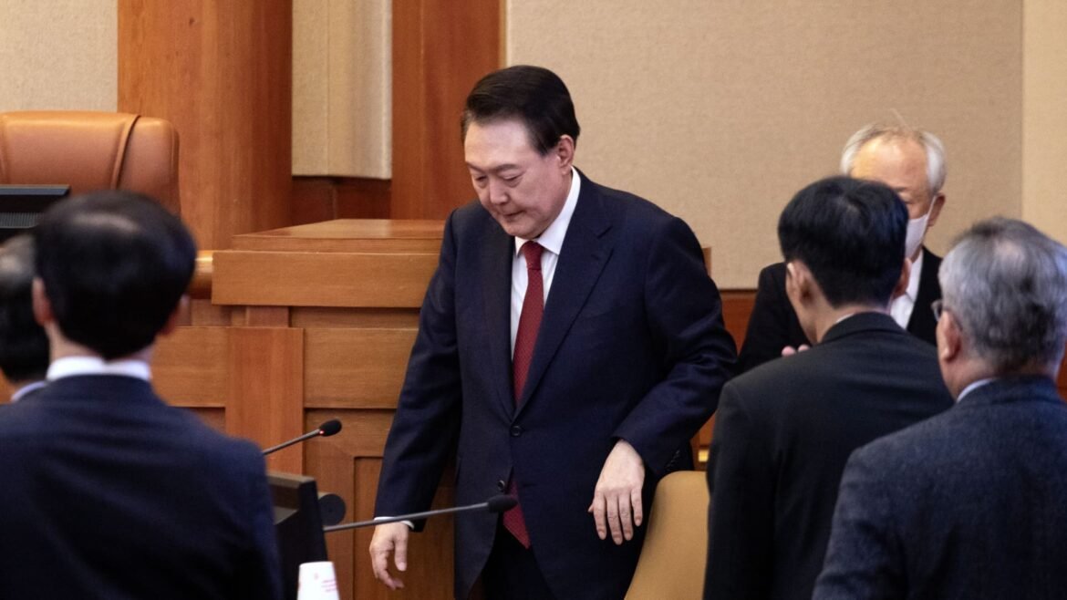 Coreia do Sul pede pena de morte para ex-Presidente Yoon por tentativa de lei marcial