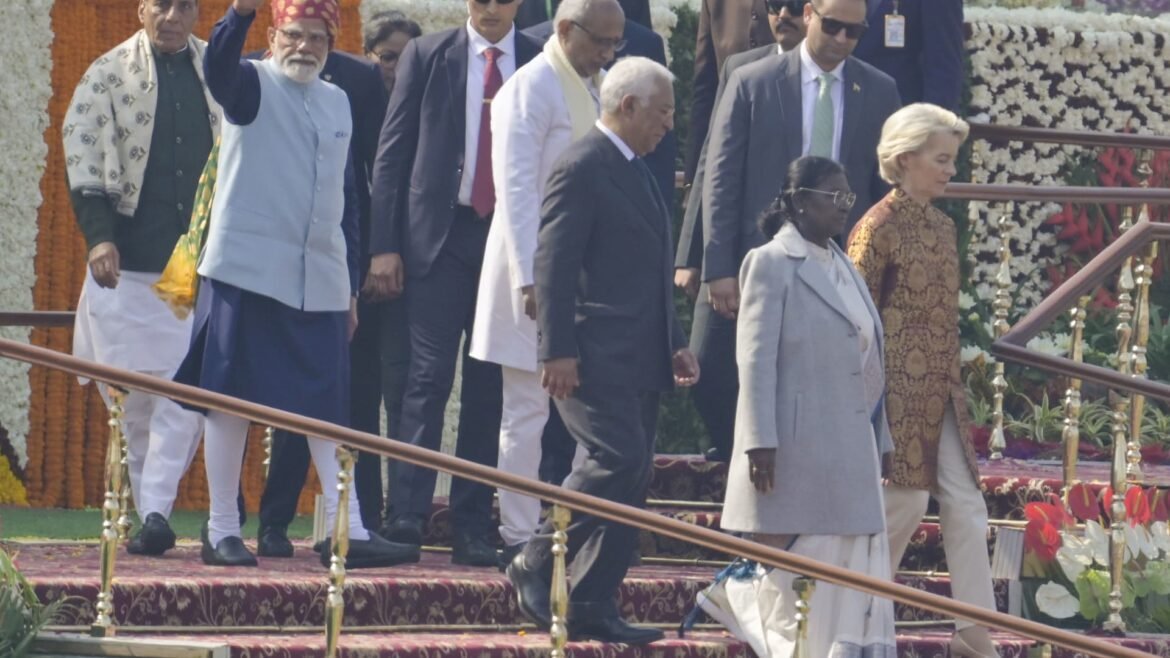 Índia e União Europeia firmam um "acordo histórico" de livre comércio, afirma o Primeiro-Ministro Modi.