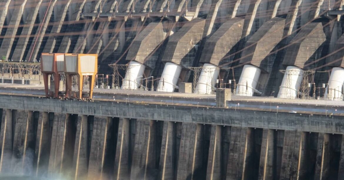 Itaipu destinará R$ 1,5 bilhão em 2026 para preservar a tarifa de 2024.