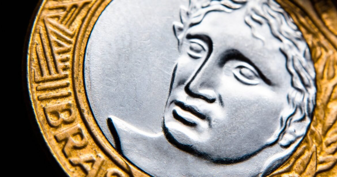 Juros se estabilizam após pressão do ataque dos EUA à Venezuela