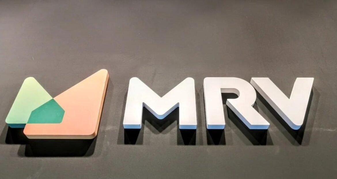 MRV Incorporação (MRVE3) registra crescimento nas vendas e geração de caixa ajustada de R$ 102 milhões no 4º trimestre