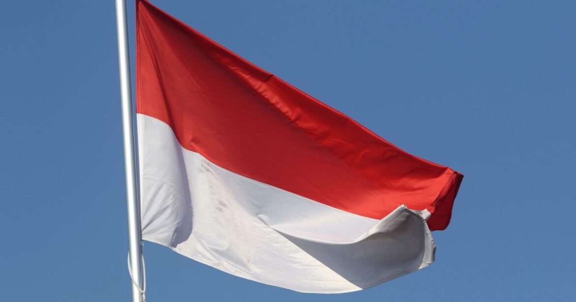 Reguladores financeiros da Indonésia se demitem após perda de US$ 80 bilhões