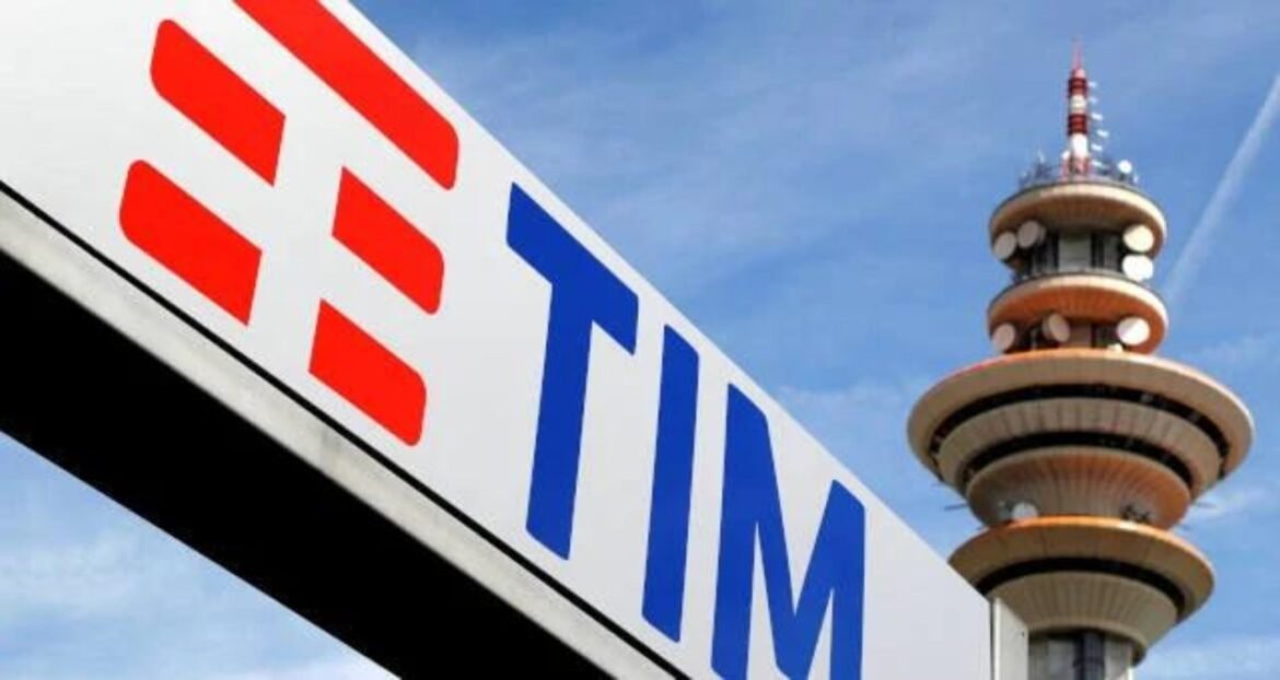 TIM (TIMS3) finaliza compra da V8.Tech