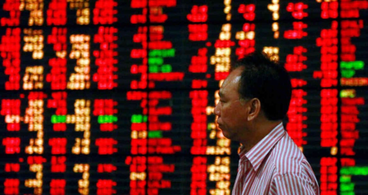 Bolsas Asiáticas Encerram em Queda e Seul Interrompe Temporariamente os Negócios Após Grande Baixa