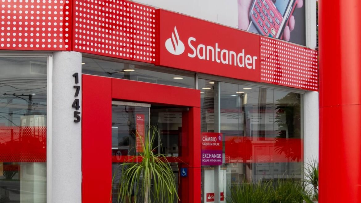 CEO do Santander levanta questões cruciais sobre o Banco Master.