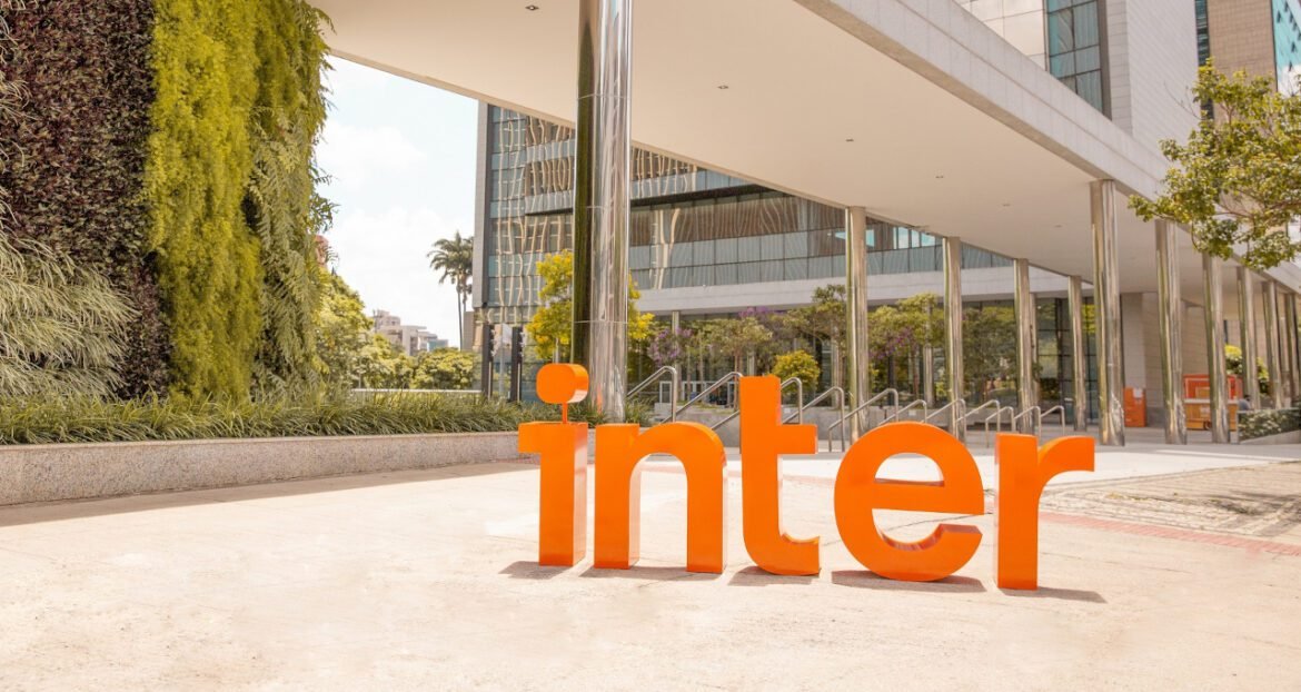 Destaques do Mercado: Inter&Co (INBR32), Klabin (KLBN11), Raízen (RAIZ4) e Mais nesta Quarta-feira (11)